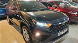 تۆیۆتا ڕاڤ 4